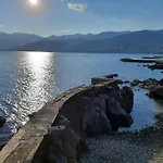 Anagora I *