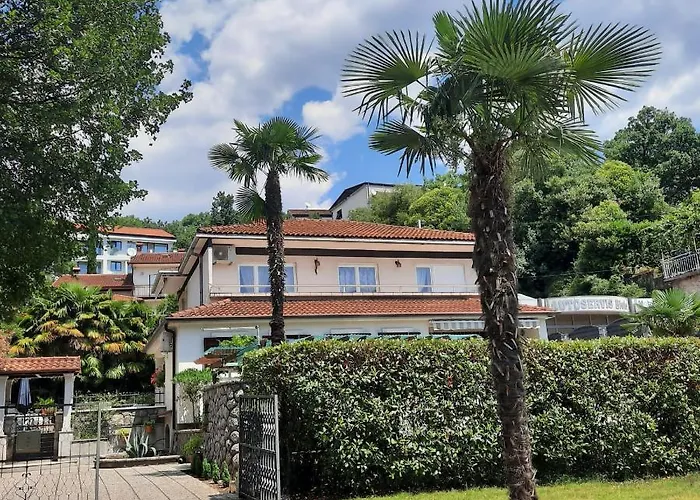 Apartman Anagora I *