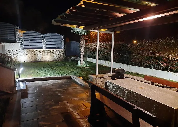 Anagora I Apartman